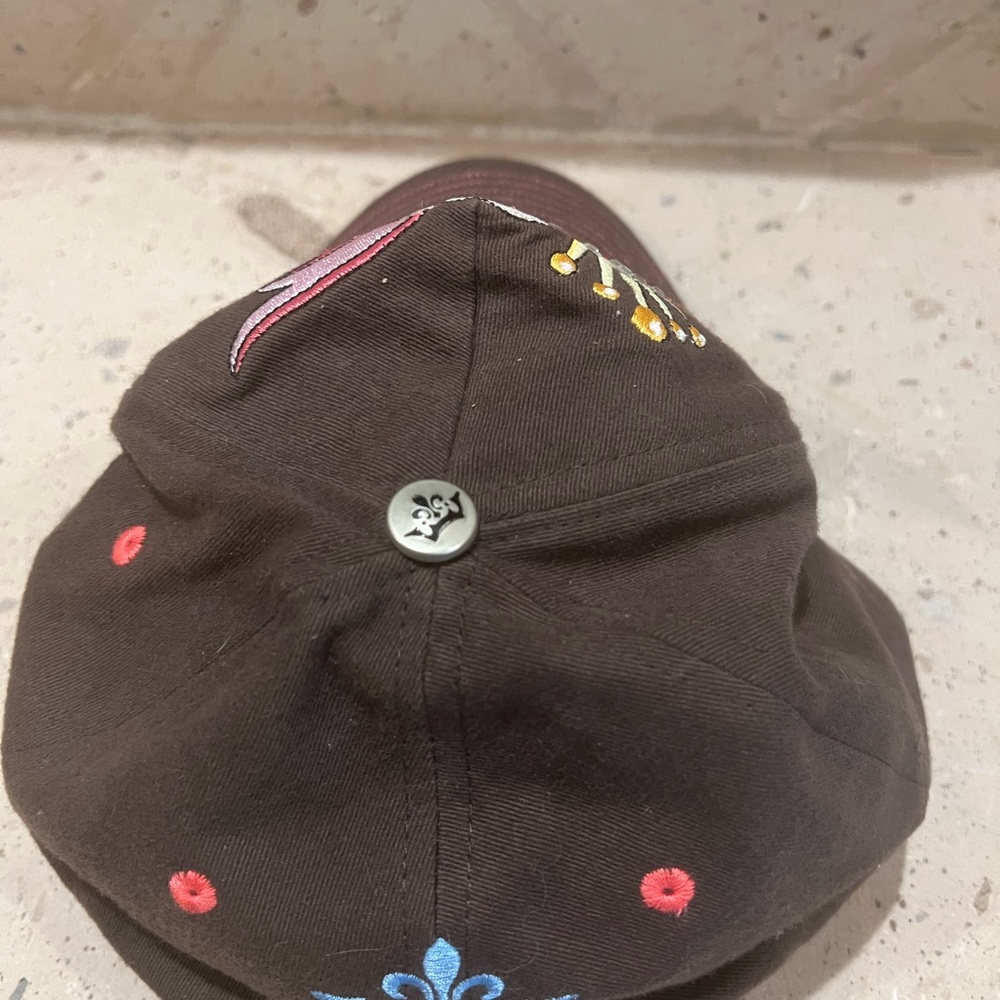 Heart Queen Hat- Women’s - Picture 7 of 9